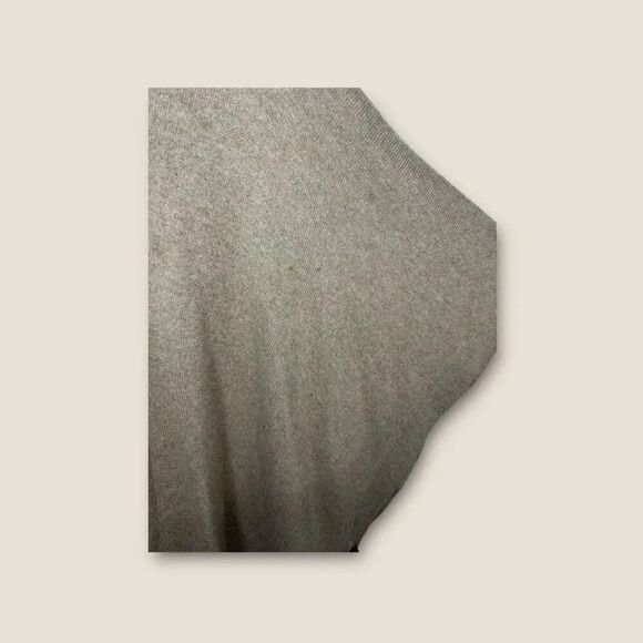 Club Monaco 100% Cashmere Poncho Sweater Size XS/Small - Picture 4 of 6